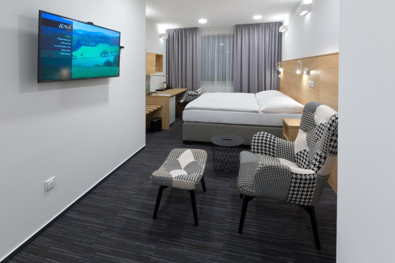 Ala Hotel 佩恩斯坦內姆河畔比斯特日采 外观 照片